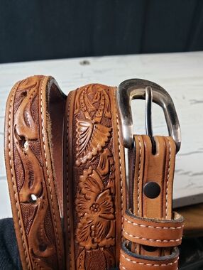 Tony Lama Hand-Tooled Ranger Belt (style 963 N) in Saddle Tan - size 34